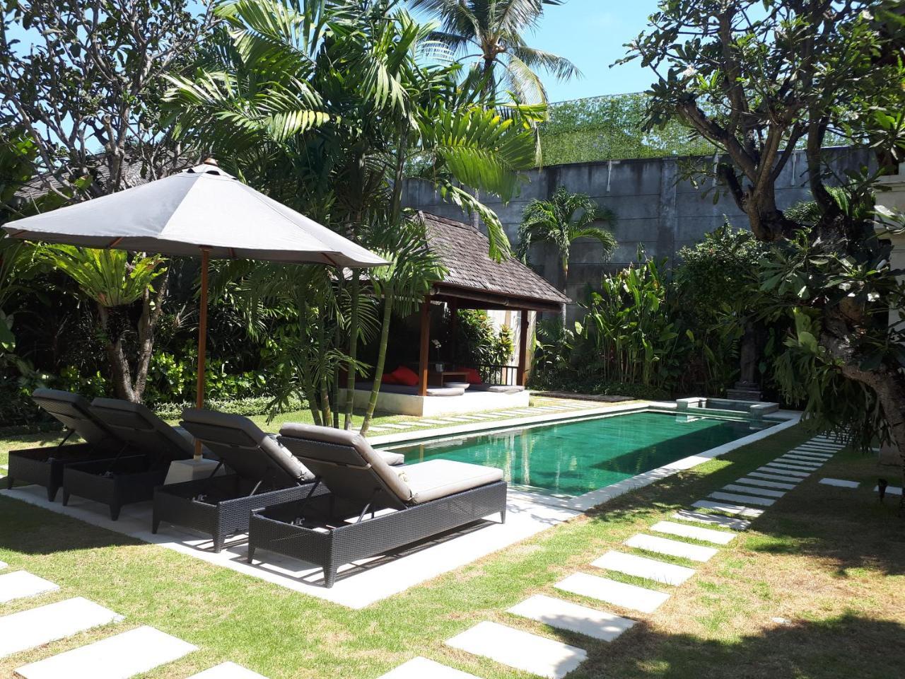 Villa Zanissa Seminyak Exterior foto